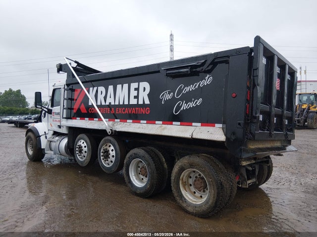 Peterbilt 567