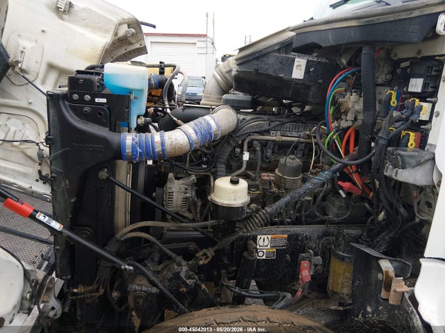 Peterbilt 567