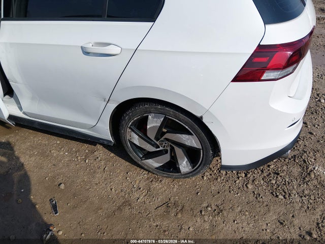 Volkswagen Golf 2.0t S