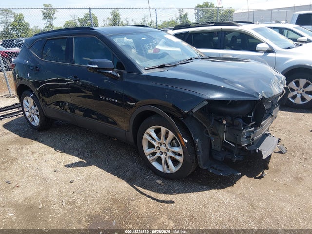 Salvage Chevrolet Blazer Image