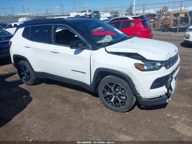 Salvage Jeep Compass Image