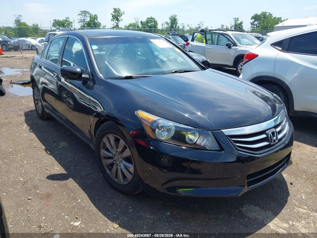Salvage Honda Accord Image