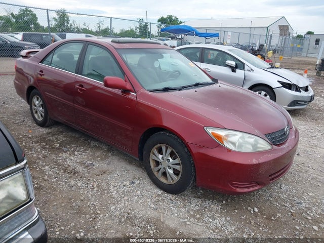 Salvage Toyota Camry Image