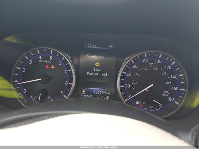 INFINITI Q50 Premium