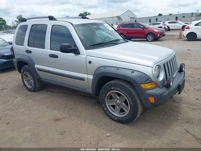 Salvage Jeep Liberty Image