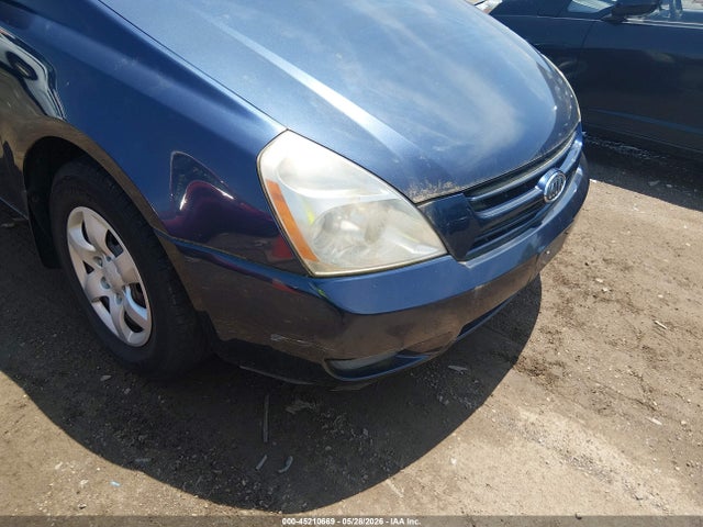 Kia Sedona Lx