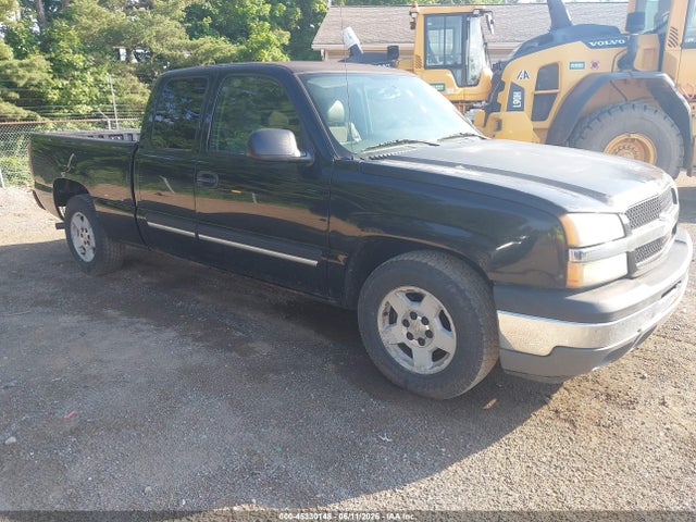 Salvage Chevrolet Silverado 1500 Image