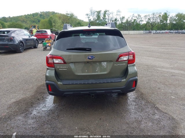 Subaru Outback 2.5i Premium