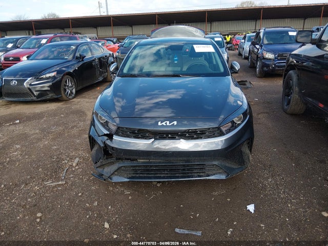 Kia Forte Lxs