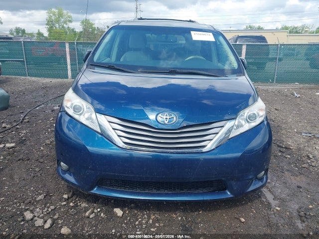 Toyota Sienna Xle V6 8 Passenger