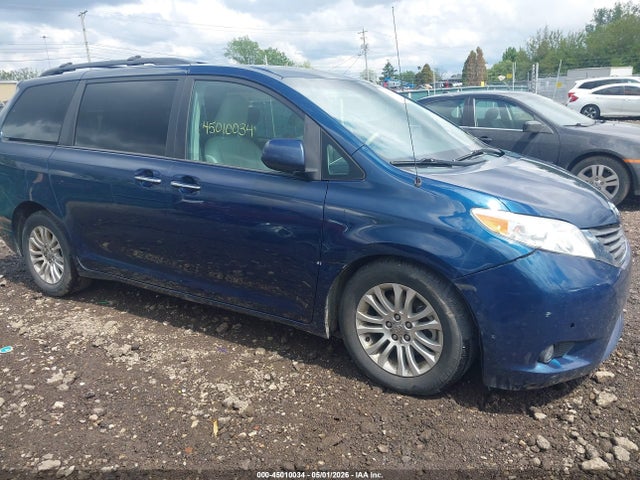 Toyota Sienna Xle V6 8 Passenger