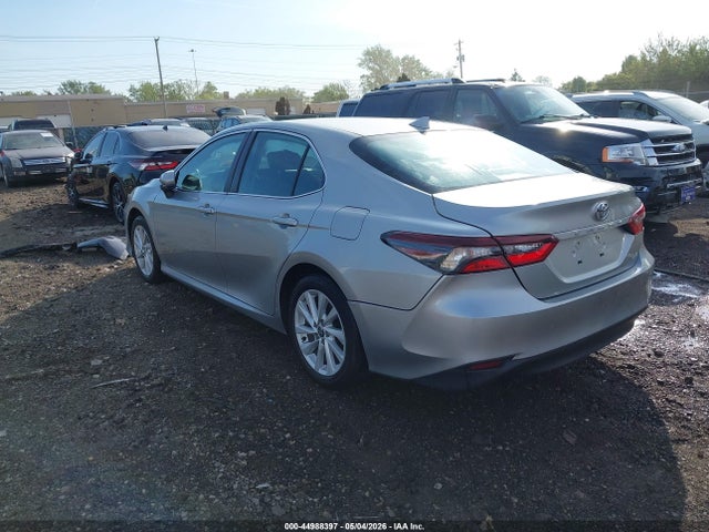 Toyota Camry Le
