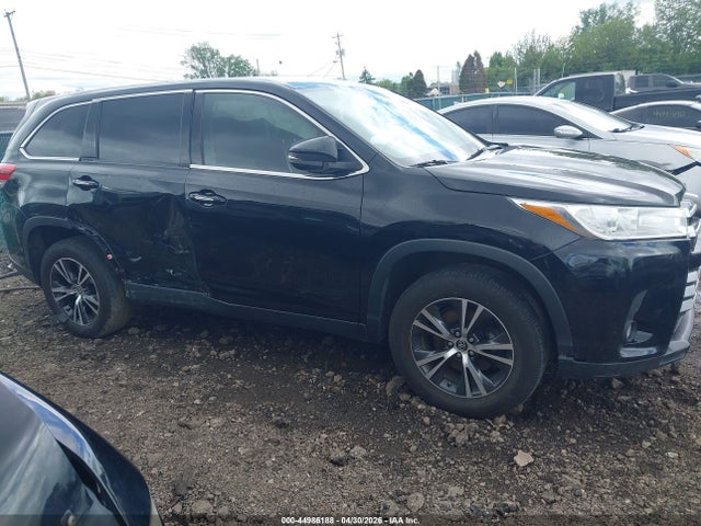 Toyota Highlander Le
