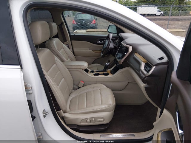 GMC Acadia Denali