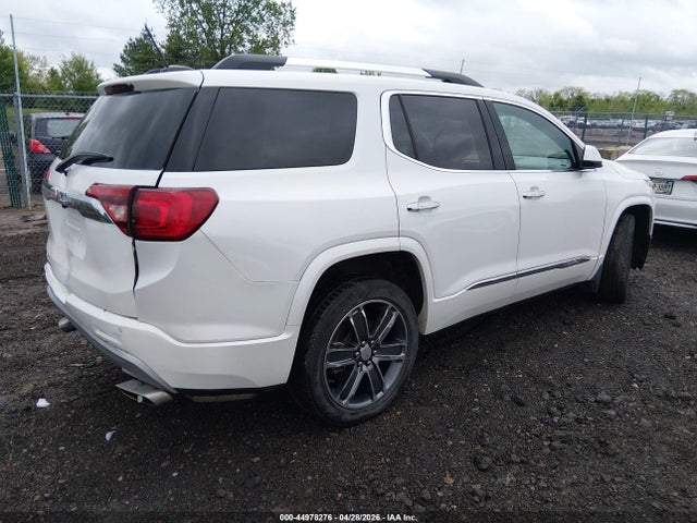 GMC Acadia Denali