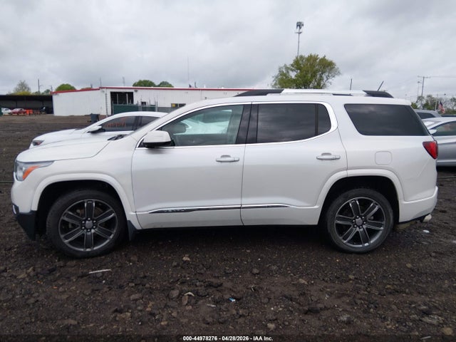 GMC Acadia Denali