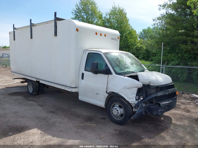 Salvage Chevrolet Express Image