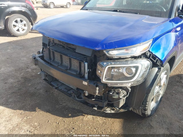 Hyundai VENUE Limited