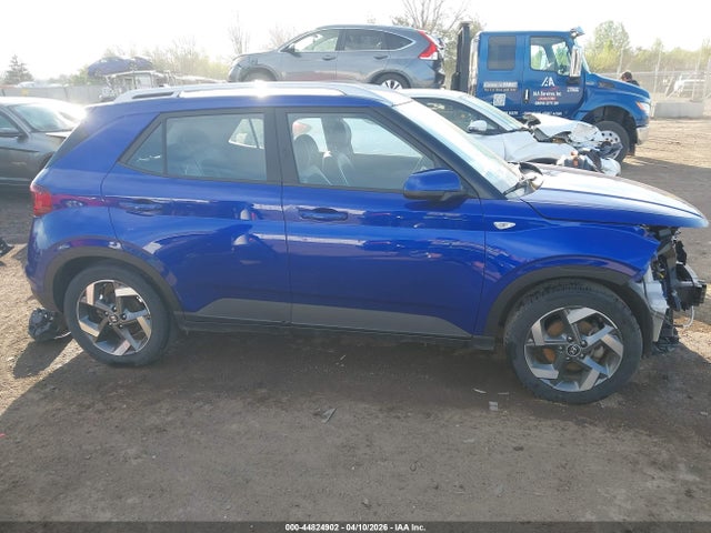 Hyundai VENUE Limited