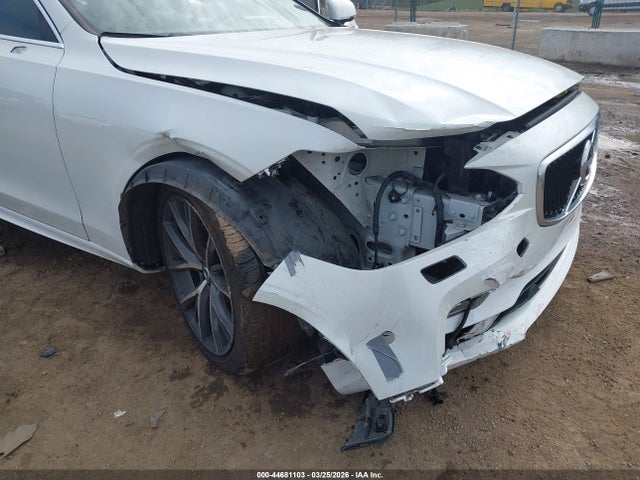Volvo S90 T6 Momentum