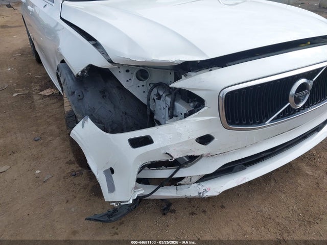 Volvo S90 T6 Momentum