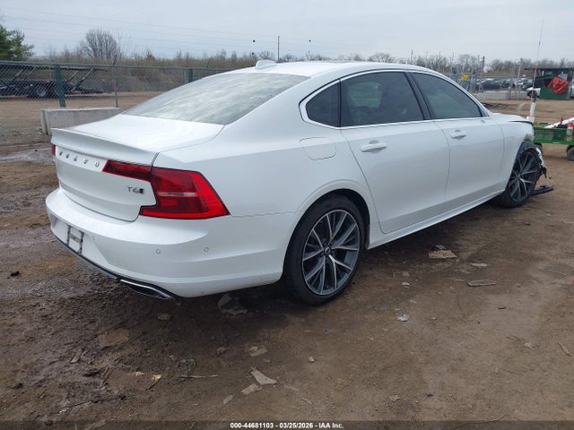 Volvo S90 T6 Momentum