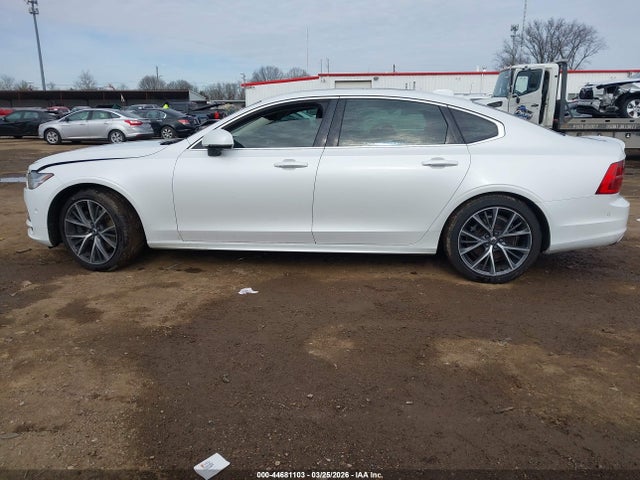 Volvo S90 T6 Momentum