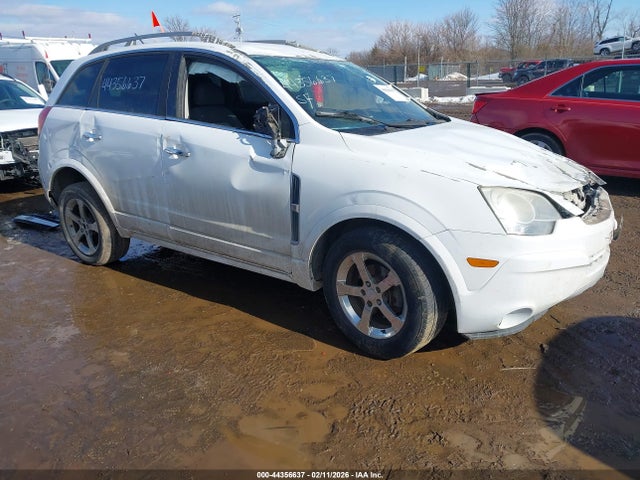 Salvage Chevrolet Captiva Image