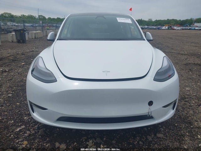 Tesla Model Y Long Range Dual Motor All-wheel Drive