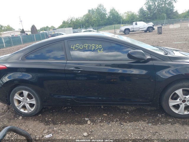 Hyundai ELANTRA Gs