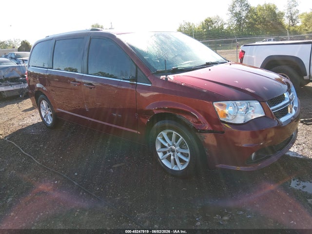 Salvage Dodge Grand Caravan Image