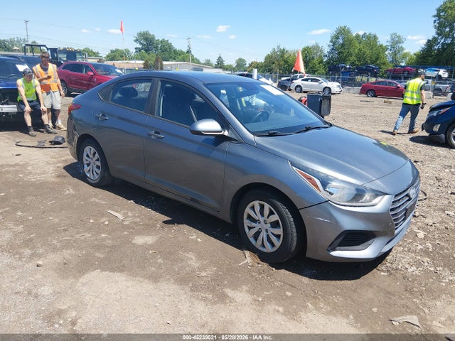 Salvage Hyundai ACCENT Image
