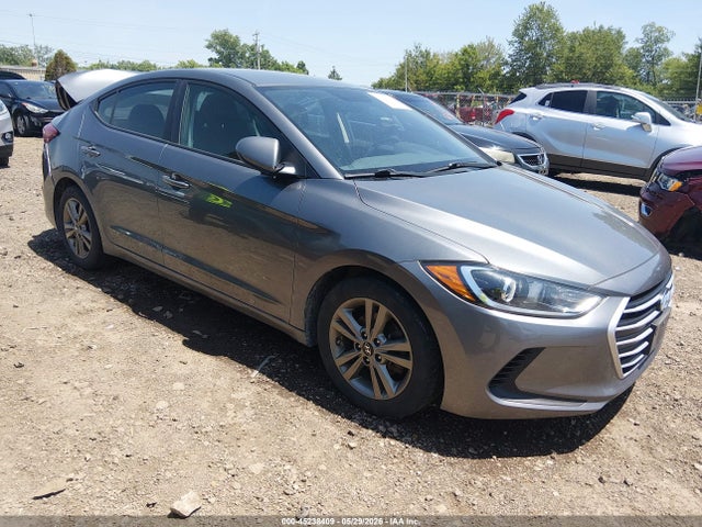 Salvage Hyundai ELANTRA Image