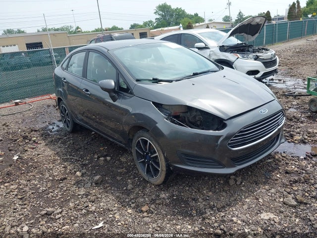 Salvage Ford Fiesta Image
