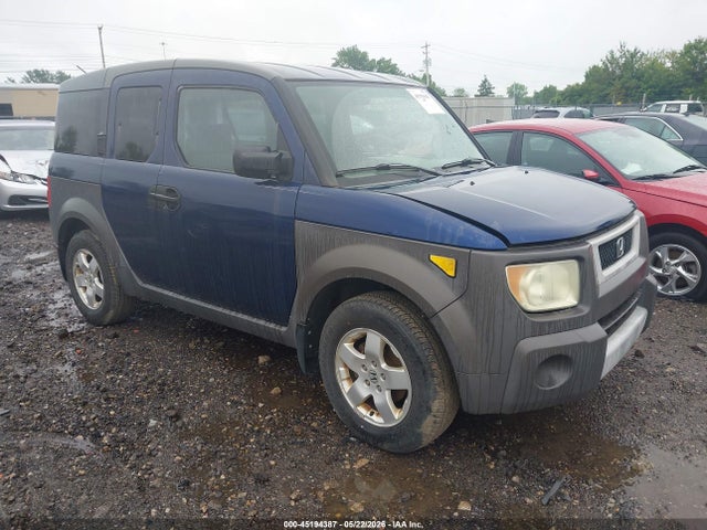 Salvage Honda Element Image