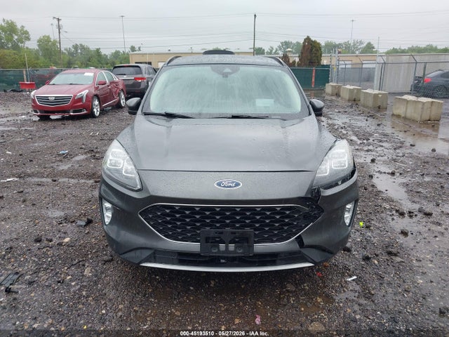 Ford Escape Titanium Hybrid