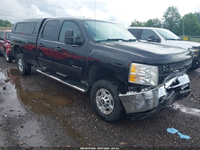 Salvage Chevrolet Silverado 2500 Image