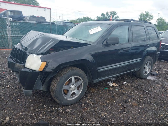 Jeep Grand Cherokee Laredo