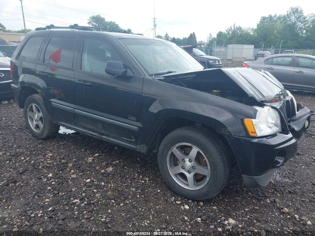 Salvage Jeep Grand Cherokee Image