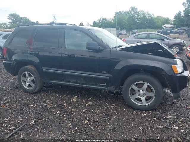 Jeep Grand Cherokee Laredo