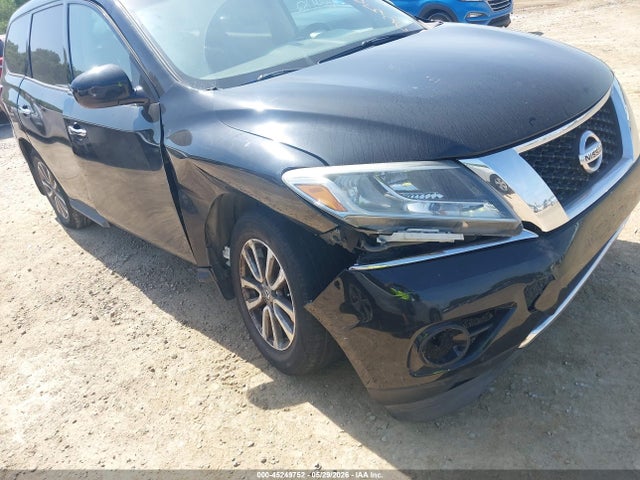 Nissan Pathfinder S