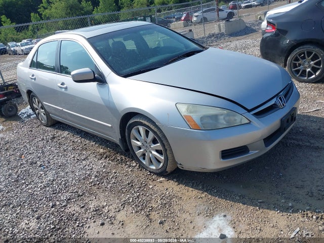 Salvage Honda Accord Image
