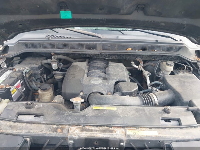 Nissan Titan Se