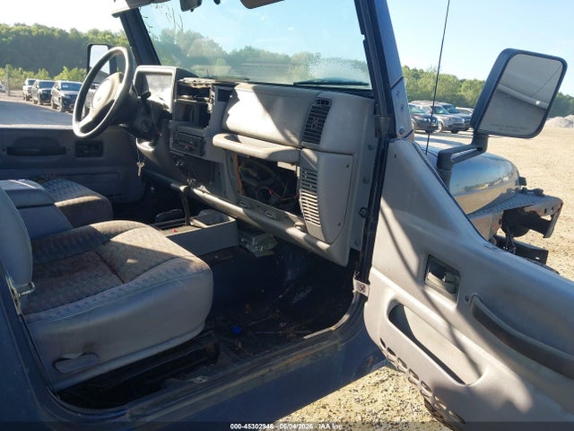 Jeep Wrangler Sport