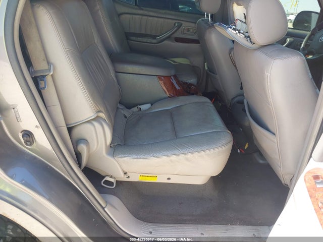 Toyota Sequoia Limited V8