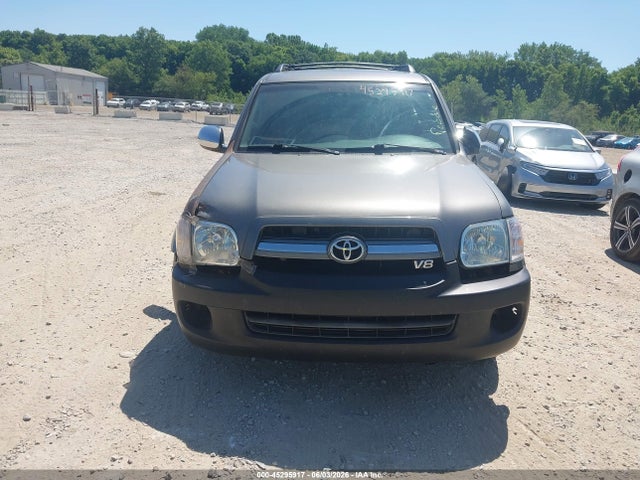 Toyota Sequoia Limited V8