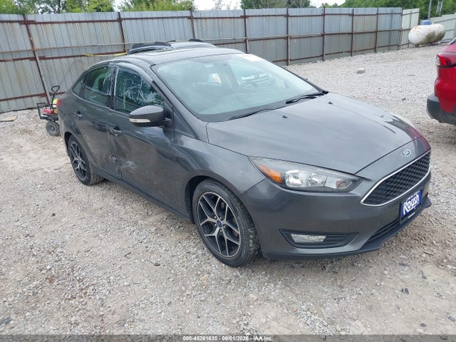 Salvage Ford Focus Image