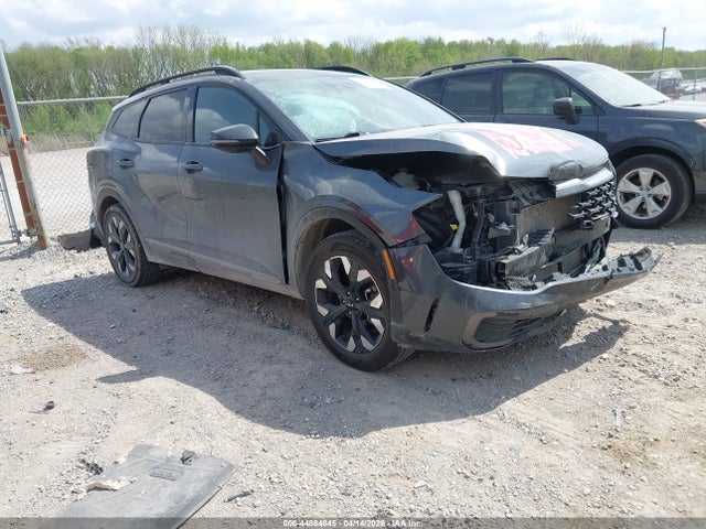 Salvage Kia Sportage Image