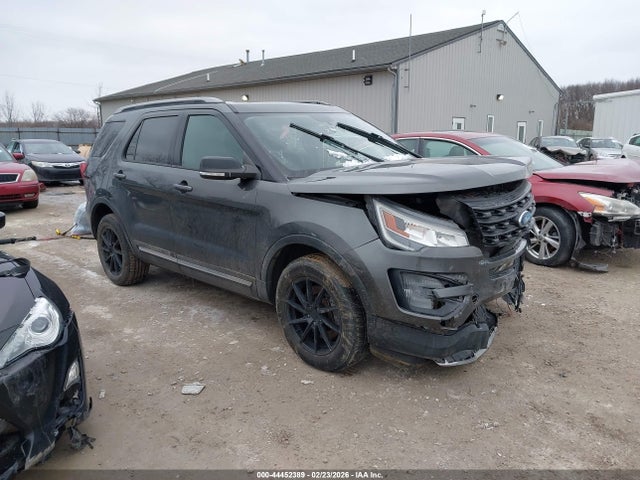 Ford Explorer Xlt