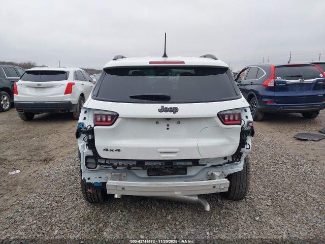 Jeep Compass Latitude